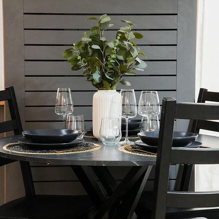 Sara - Stylish Apt With Balcony Near Piata Obor Bucareste Exterior foto