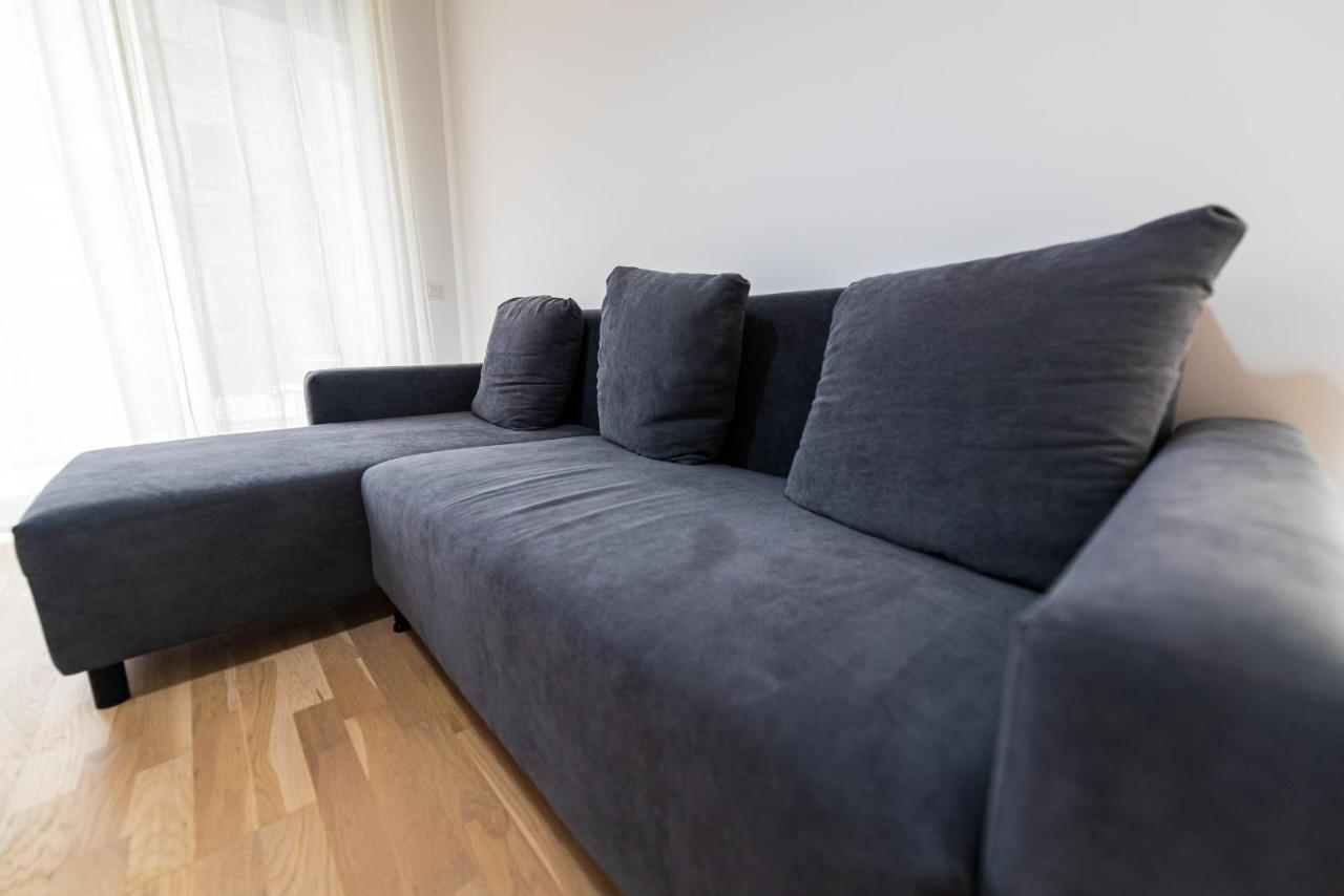Sara - Stylish Apt With Balcony Near Piata Obor Bucareste Exterior foto