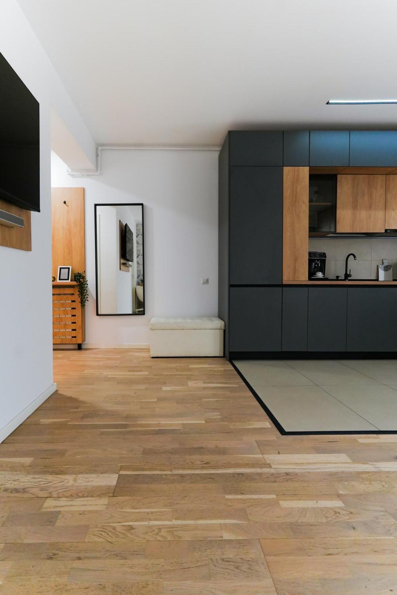 Sara - Stylish Apt With Balcony Near Piata Obor Bucareste Exterior foto