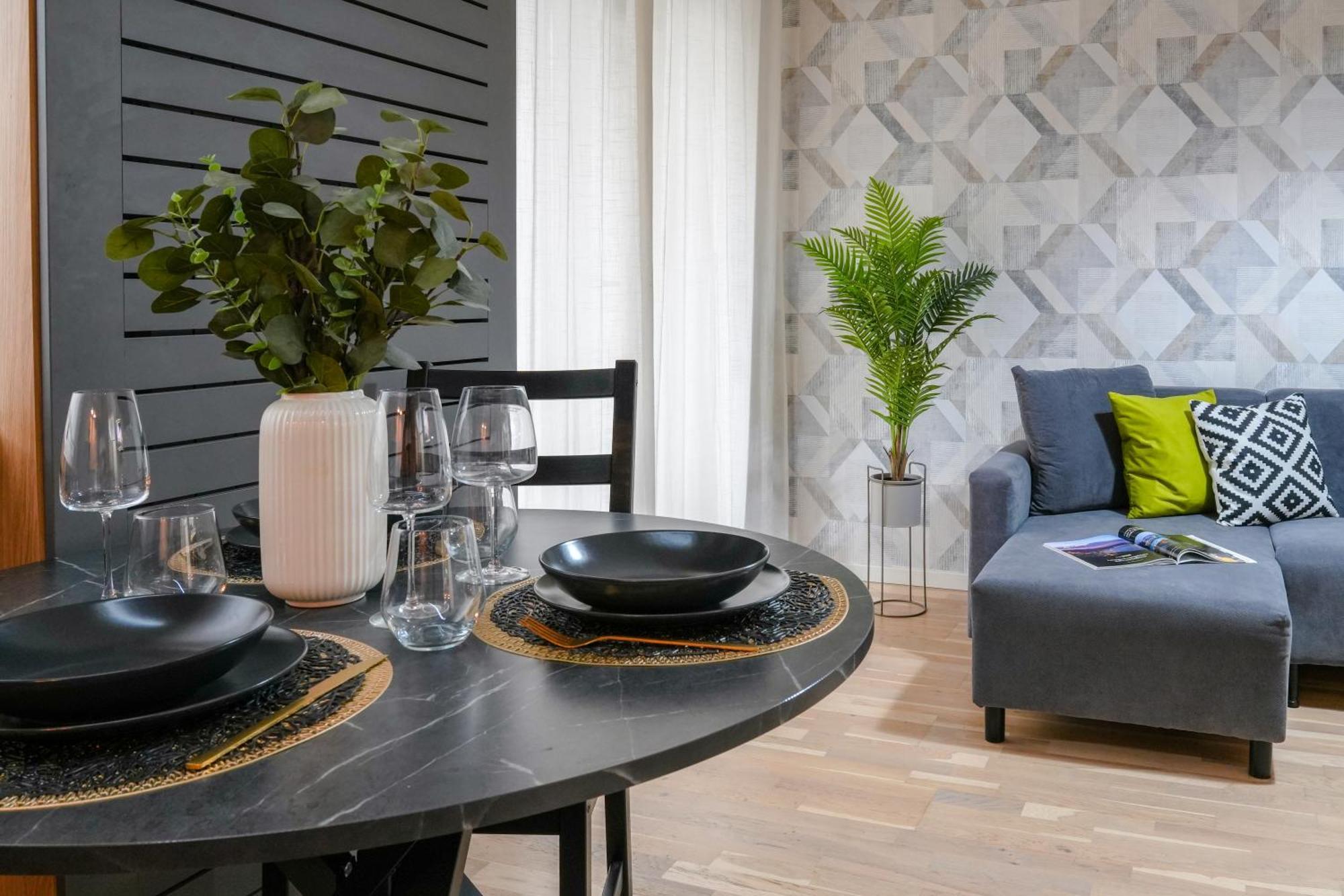 Sara - Stylish Apt With Balcony Near Piata Obor Bucareste Exterior foto